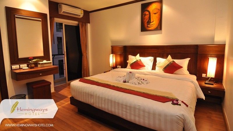 Hemingway'S Hotel Patong Екстер'єр фото