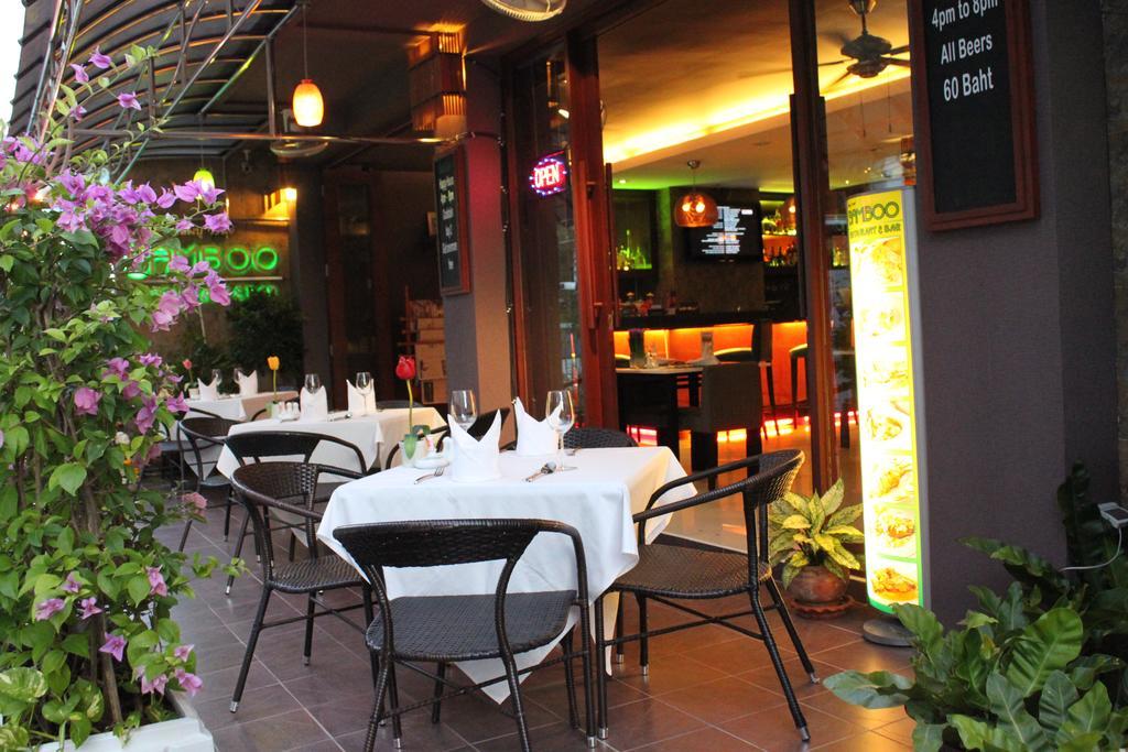 Hemingway'S Hotel Patong Екстер'єр фото