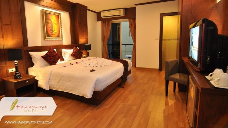 Hemingway'S Hotel Patong Екстер'єр фото