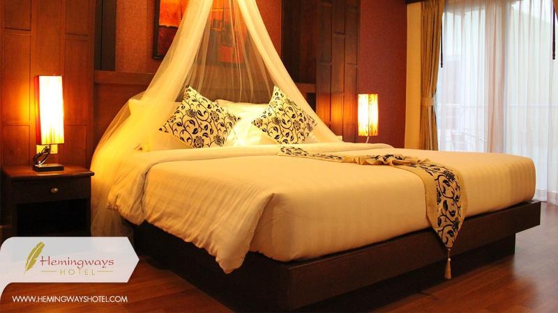 Hemingway'S Hotel Patong Екстер'єр фото