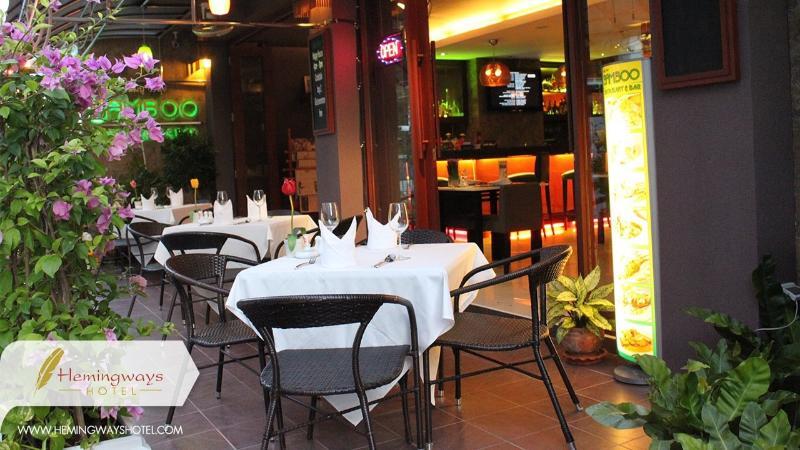 Hemingway'S Hotel Patong Екстер'єр фото